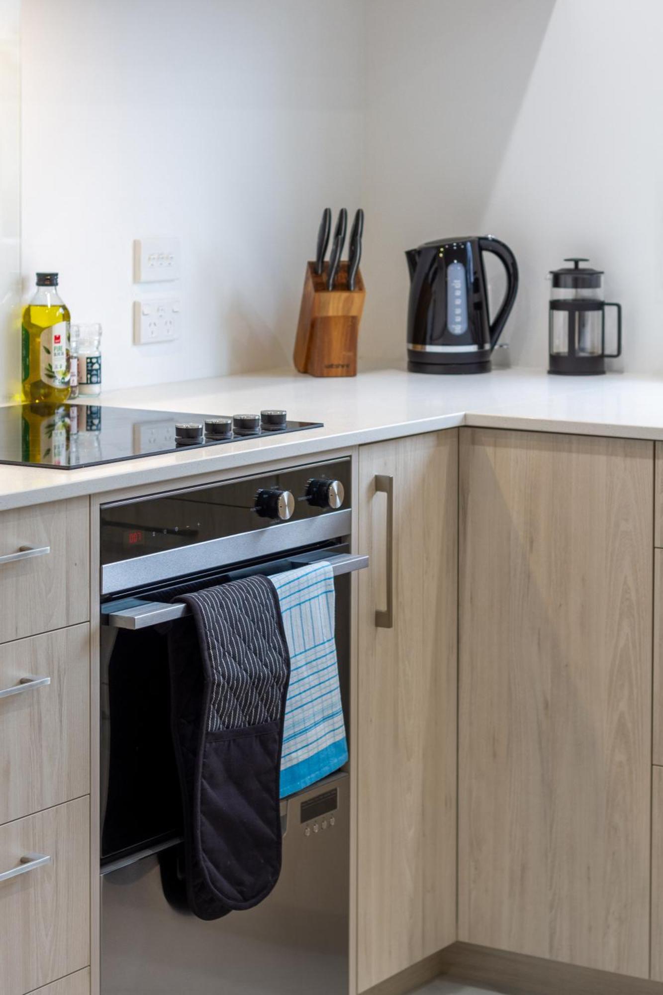Modern City Lifestyle: 2 Bedroom 1 Bath Κράισττσερτς Εξωτερικό φωτογραφία