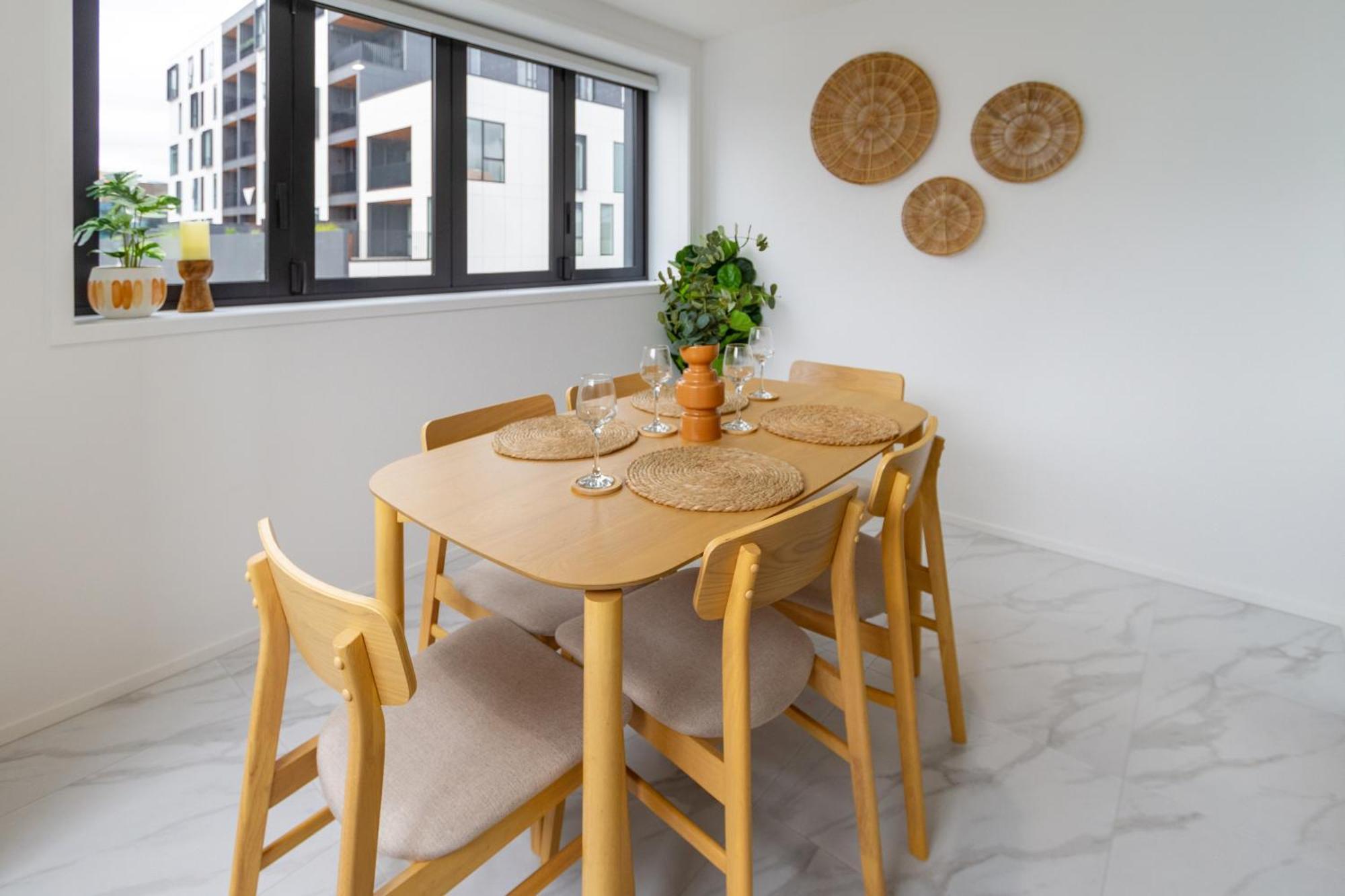 Modern City Lifestyle: 2 Bedroom 1 Bath Κράισττσερτς Εξωτερικό φωτογραφία
