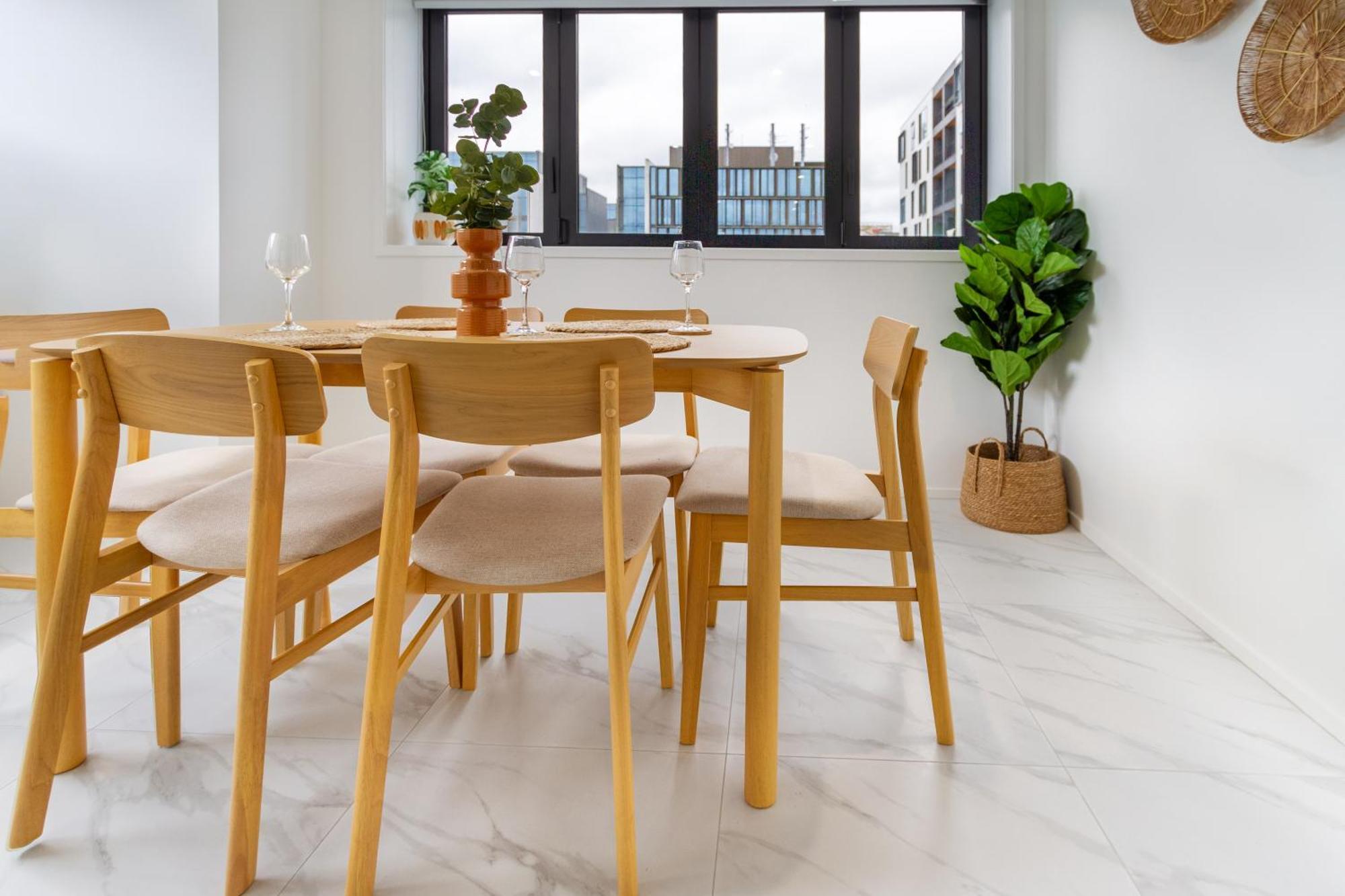 Modern City Lifestyle: 2 Bedroom 1 Bath Κράισττσερτς Εξωτερικό φωτογραφία