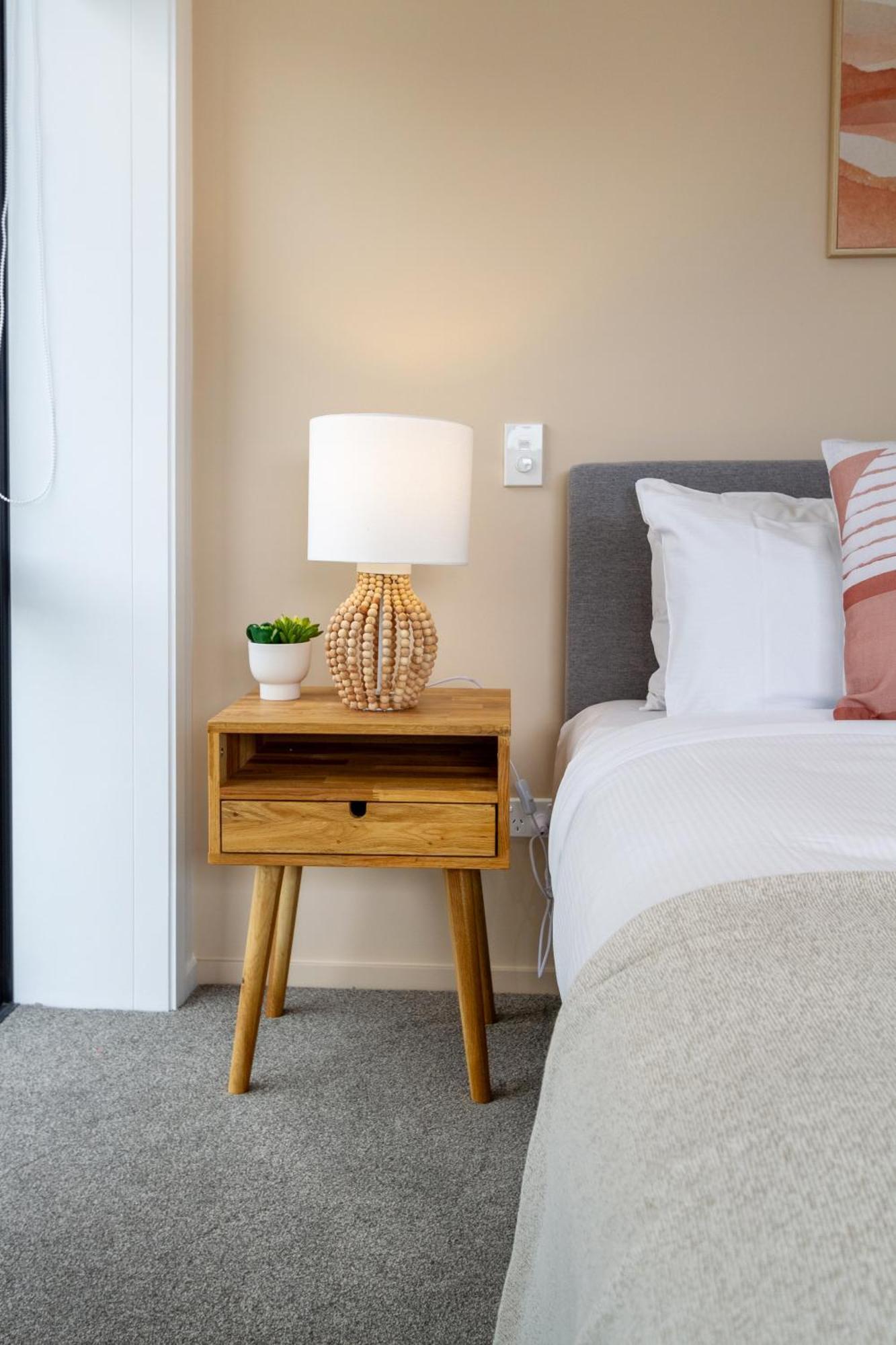 Modern City Lifestyle: 2 Bedroom 1 Bath Κράισττσερτς Εξωτερικό φωτογραφία