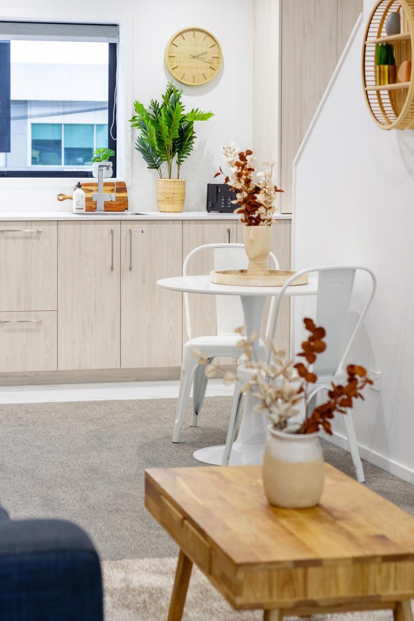 Modern City Lifestyle: 2 Bedroom 1 Bath Κράισττσερτς Εξωτερικό φωτογραφία