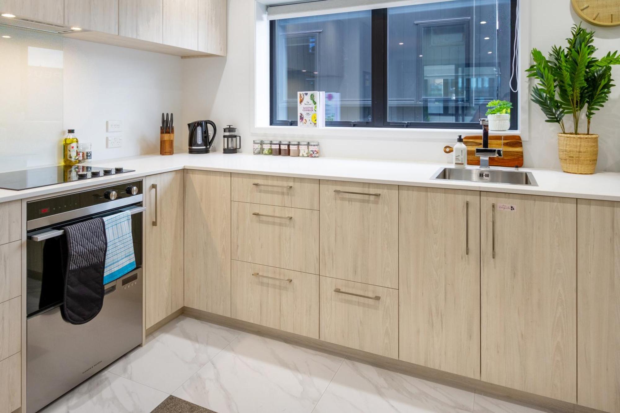 Modern City Lifestyle: 2 Bedroom 1 Bath Κράισττσερτς Εξωτερικό φωτογραφία