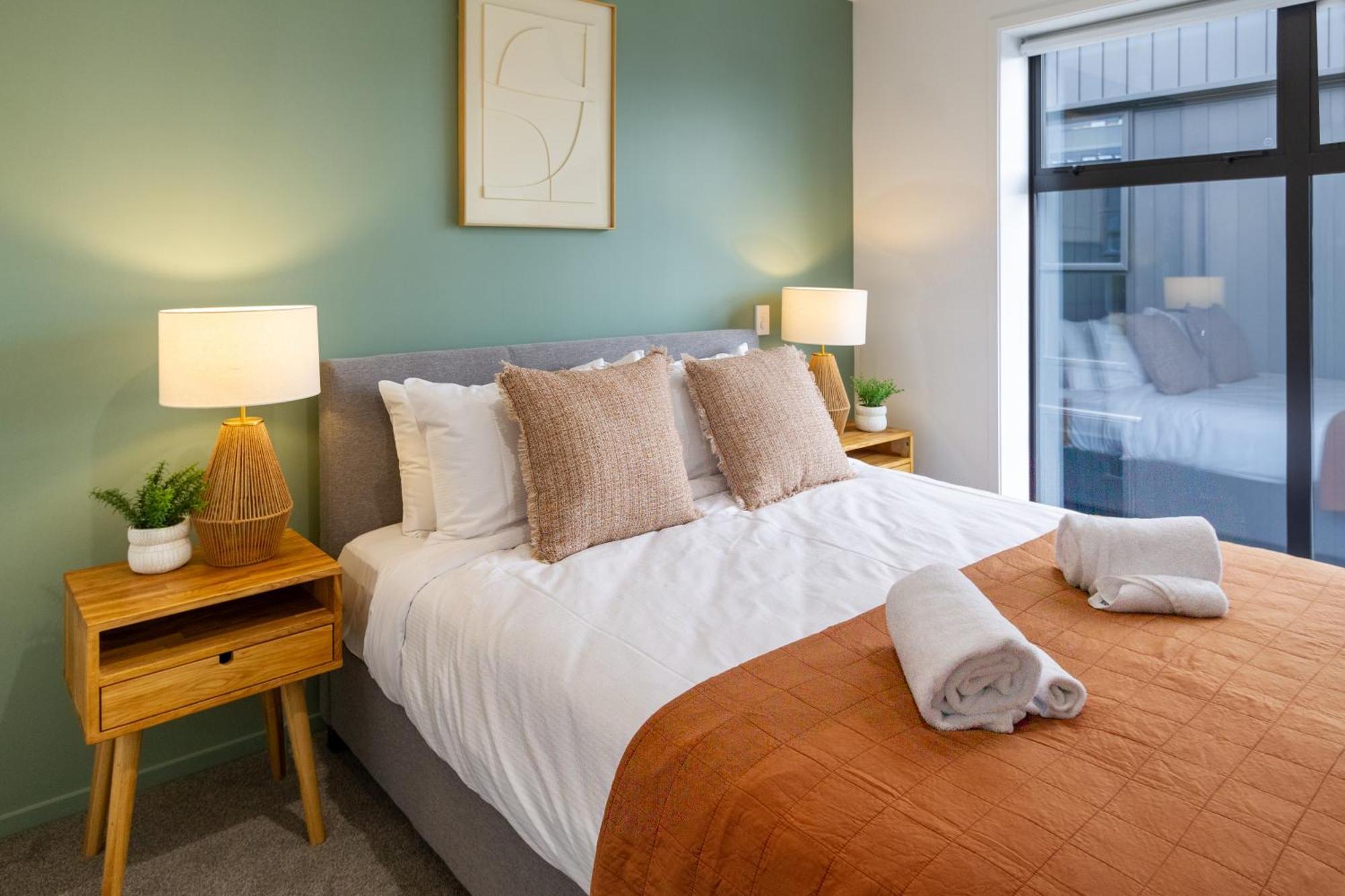 Modern City Lifestyle: 2 Bedroom 1 Bath Κράισττσερτς Εξωτερικό φωτογραφία